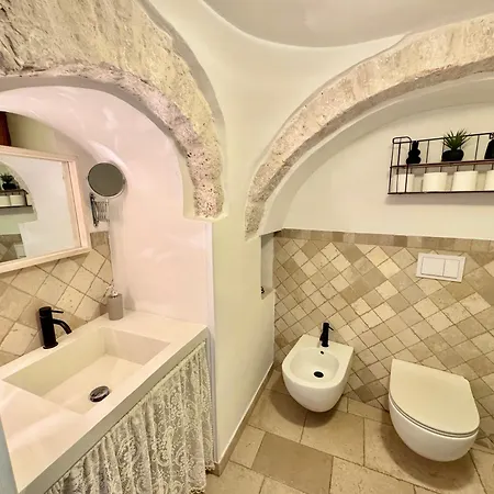 Trulli Moon * Αλμπερομπέλο