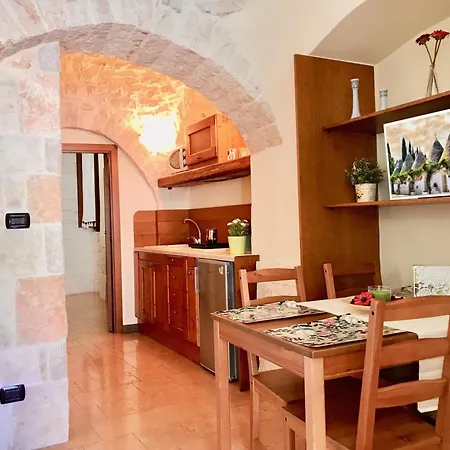 Trulli Moon Ferienhaus *